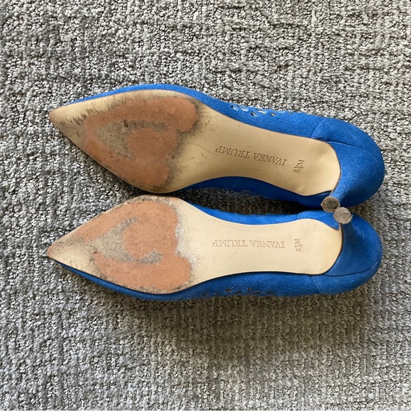 Ivanka Trump Blue Suede Cutout Pumps, Size 5.5 - Picture 9 of 9